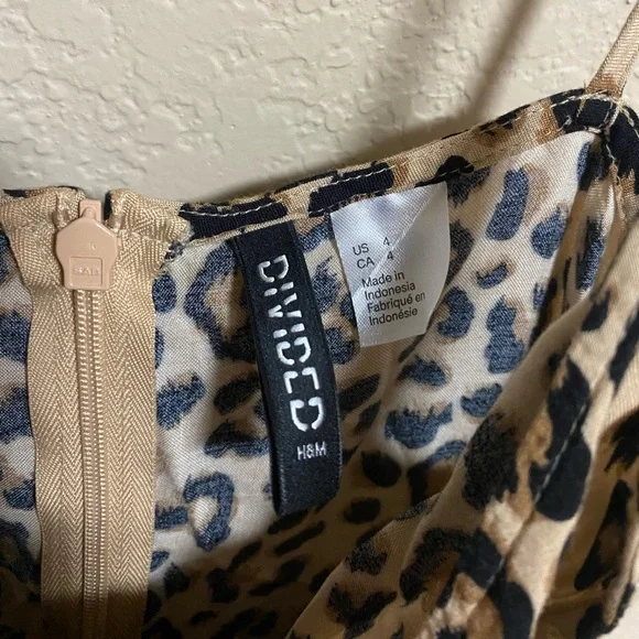 H&M Dress - Picture 4 of 4